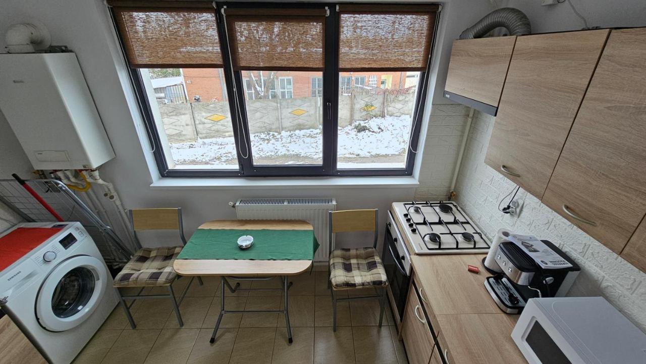Cozy Studio Brăila Exteriör bild