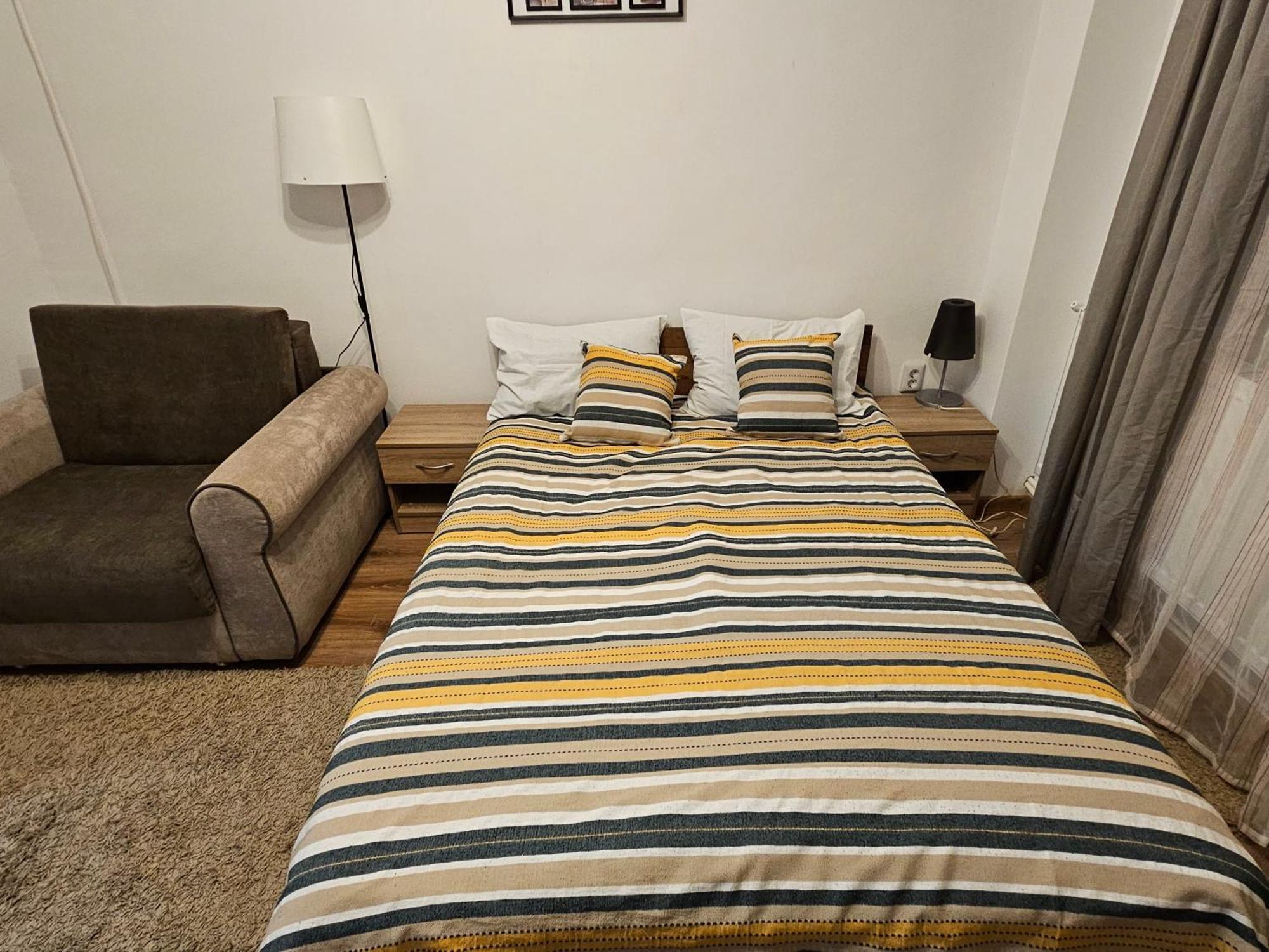 Cozy Studio Brăila Exteriör bild